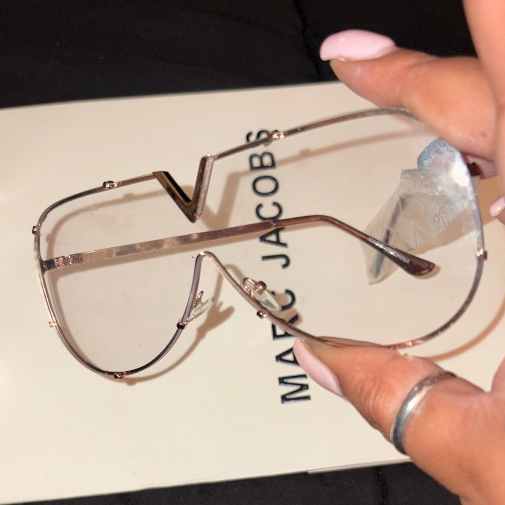 V style Gold Rimmed Glasses